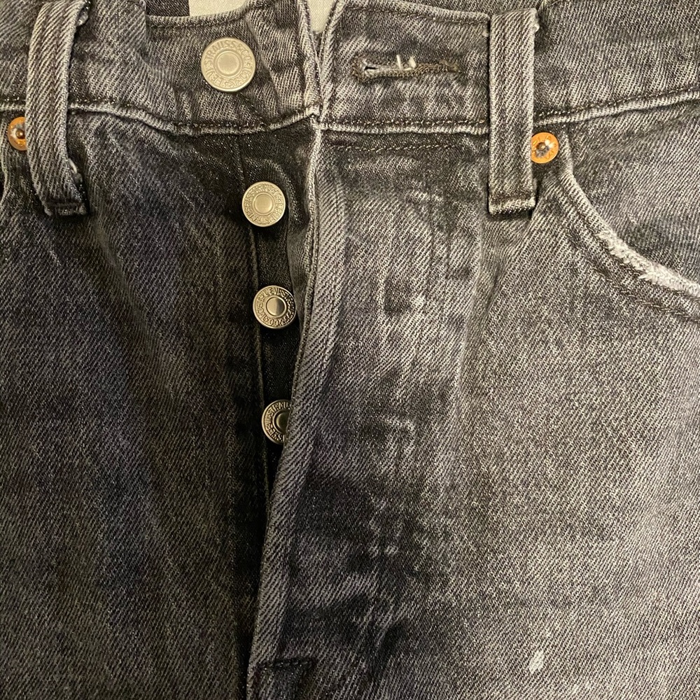 Grey Levi’s Sz 26